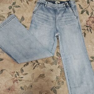 UpWest Light Wash Women's Flare Jeans